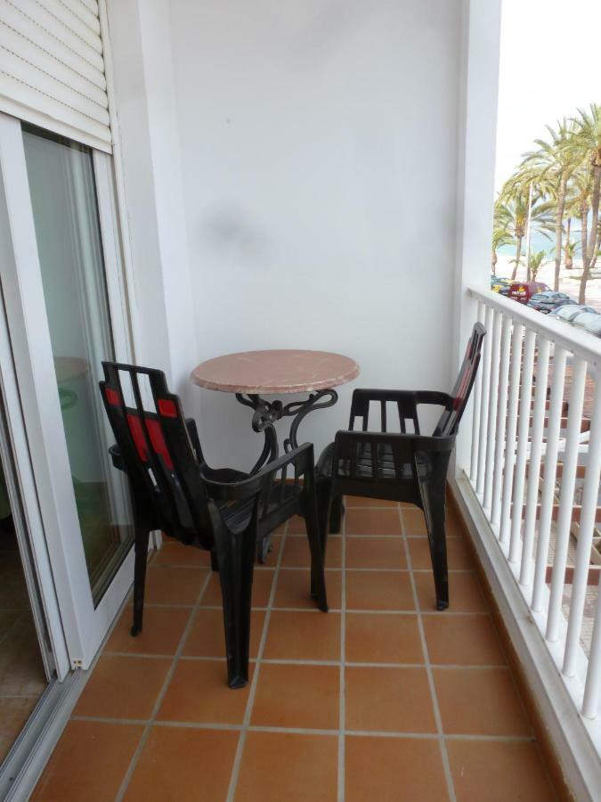 Hostal Cortés Garrucha Esterno foto