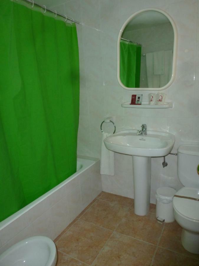 Hostal Cortés Garrucha Esterno foto